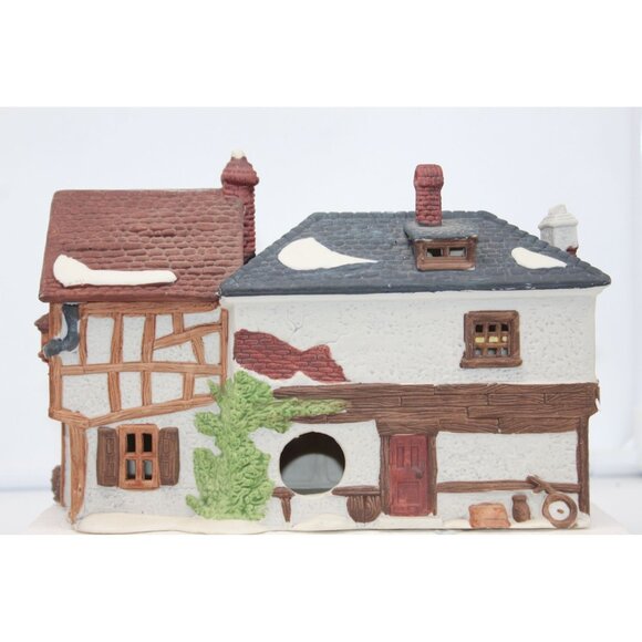 Dept 56 Dickens Village - The Old Curiosity Shop - Picture 3 of 6